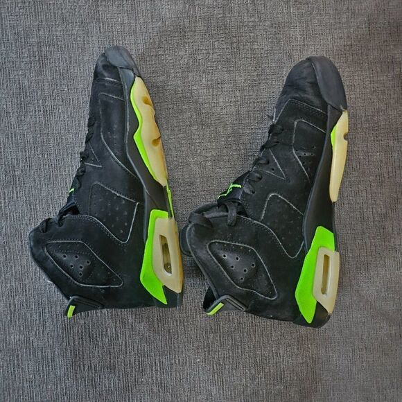 Nike Air Jordan Women's Electric Green 6 Retro Shoes Size 8.5 - Picture 9 of 15